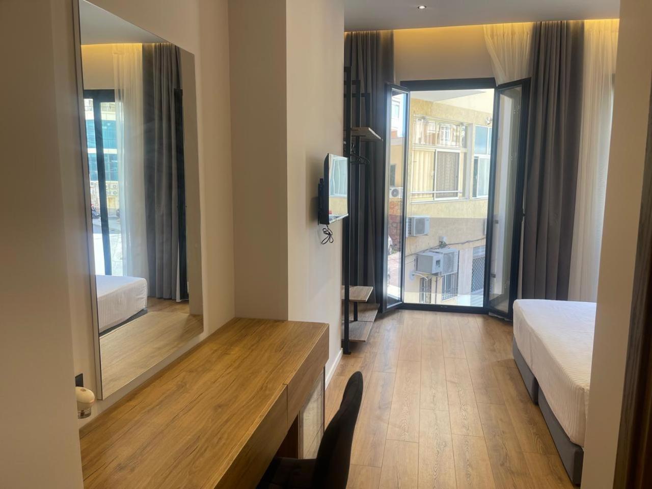 Aparthotel Dia Mare Deluxe Wlora Zewnętrze zdjęcie