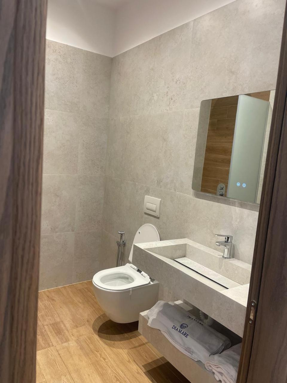 Aparthotel Dia Mare Deluxe Wlora Zewnętrze zdjęcie