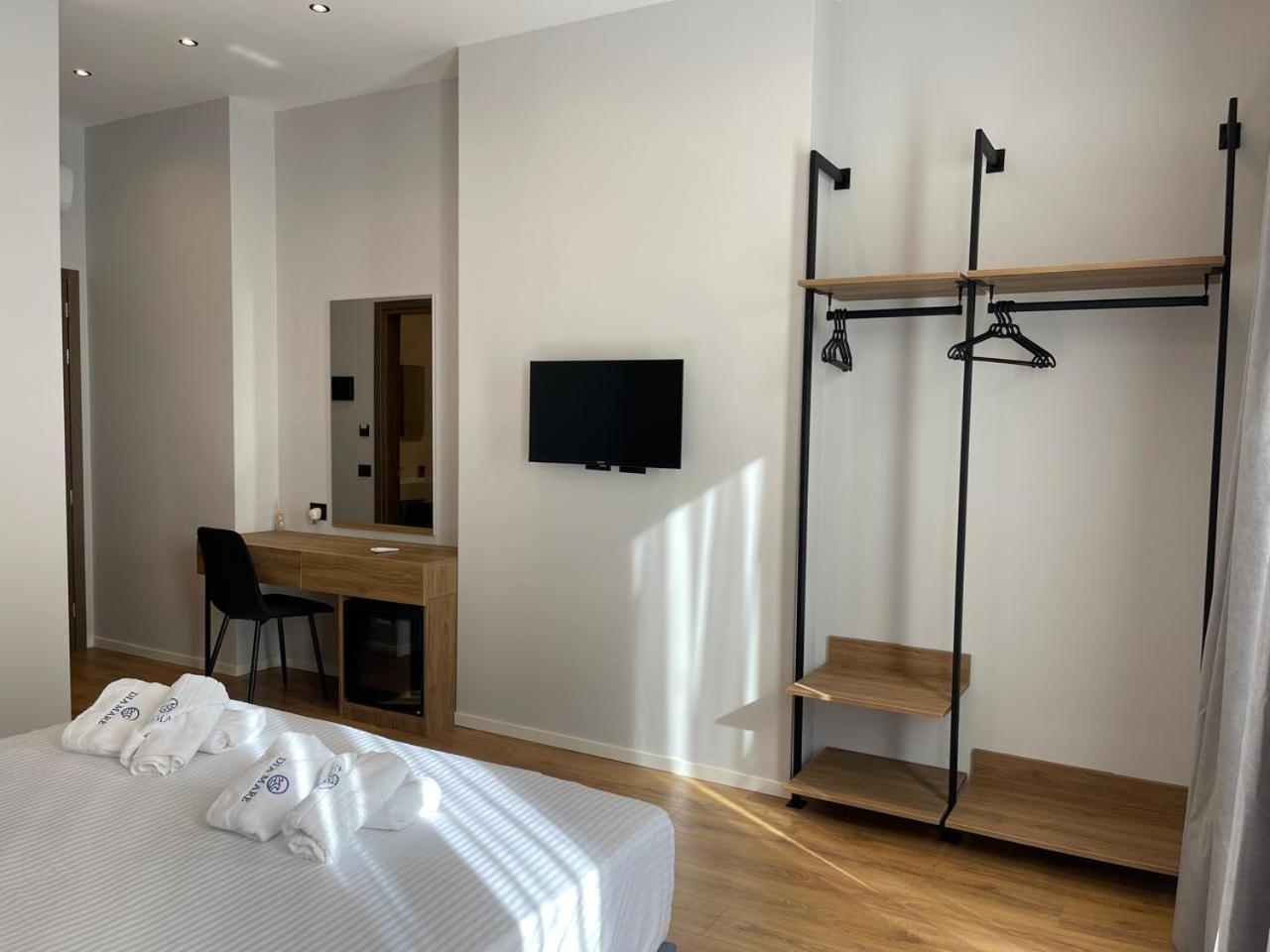 Aparthotel Dia Mare Deluxe Wlora Zewnętrze zdjęcie